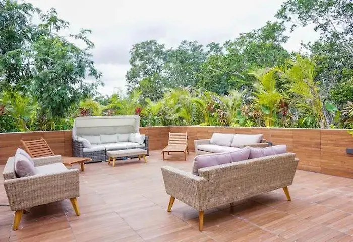 Mayas Villa