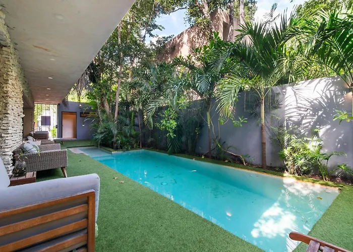 Mayas Villa